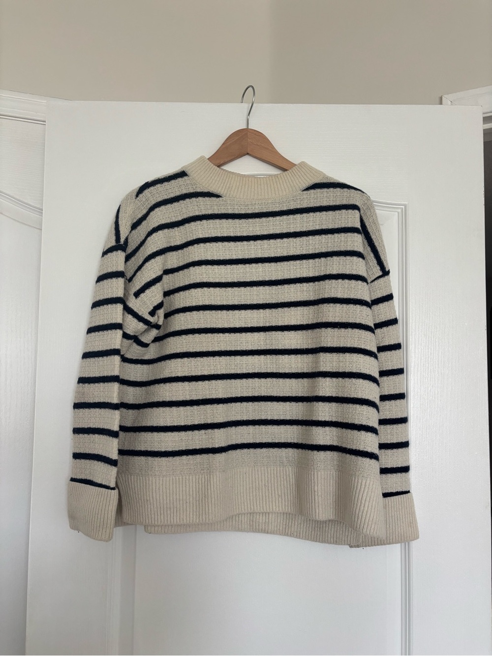 Uniqlo Women’s Striped Sweater